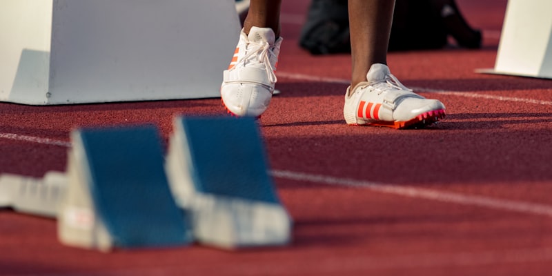 维加斯火箭游戏界面截图 - 展示城镇建设界面和各种虚拟建筑